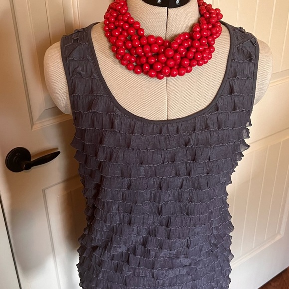 LOFT Sleeveless Tiered Top | Small - Picture 2 of 8
